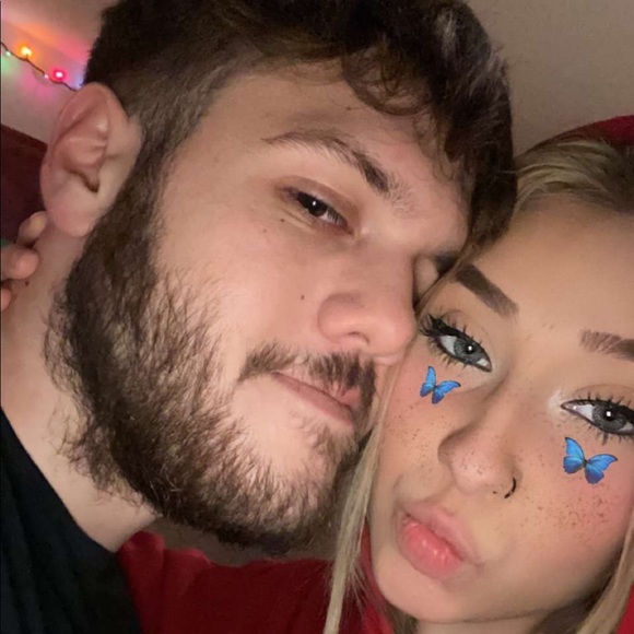 Meet your Posher, Devin - Picture 1 of 1